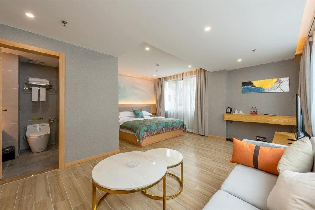 Hongxiang Hotel 広州 エクステリア 写真