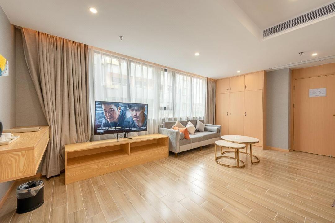 Hongxiang Hotel 広州 エクステリア 写真